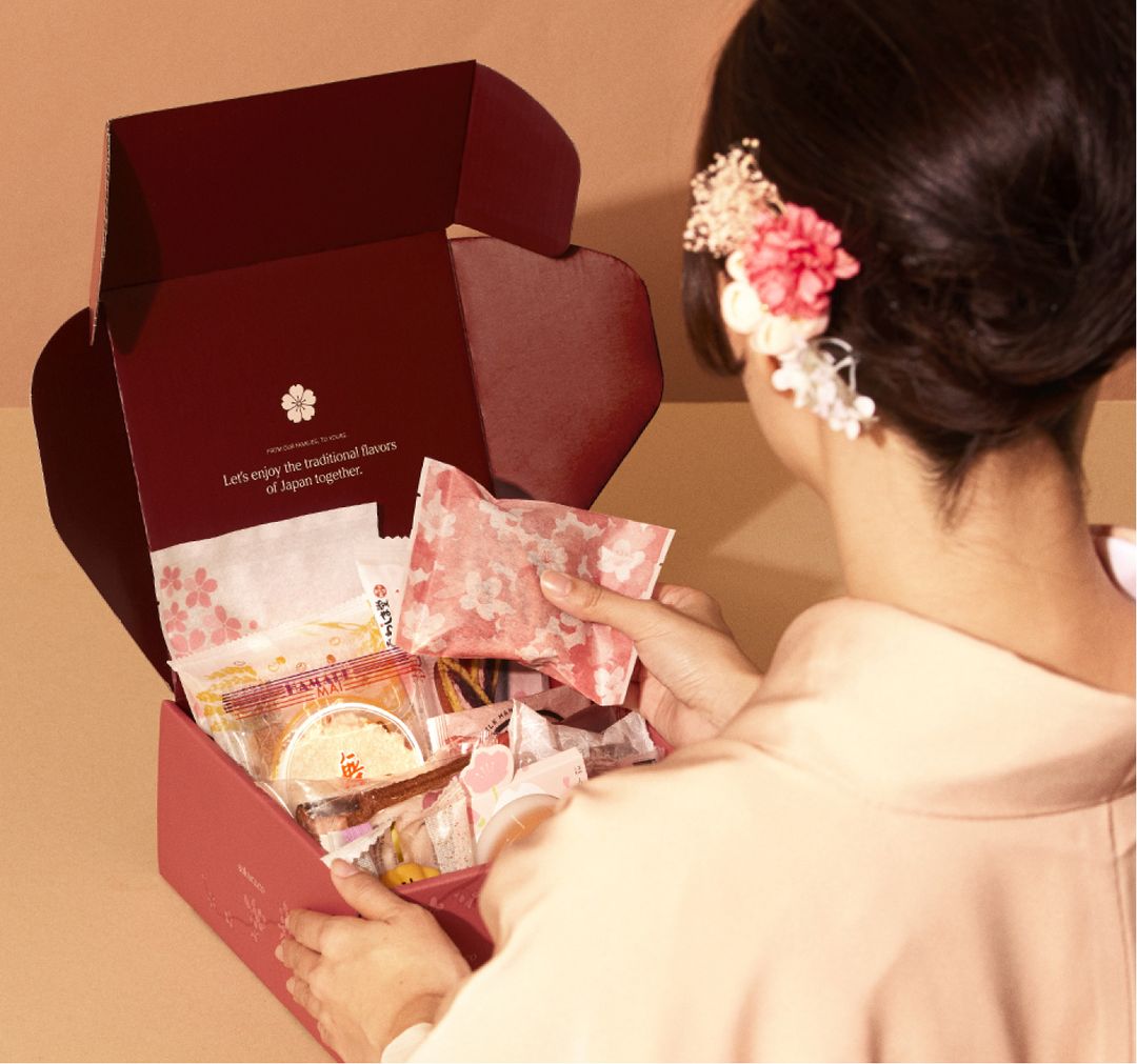 Japanese Gift Box Sakuraco